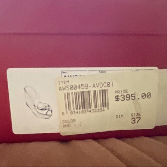 SALE!! ❤️ Valentino Black Patent Leather Bow Sandal with Wedge. Size 7 - Picture 12 of 13